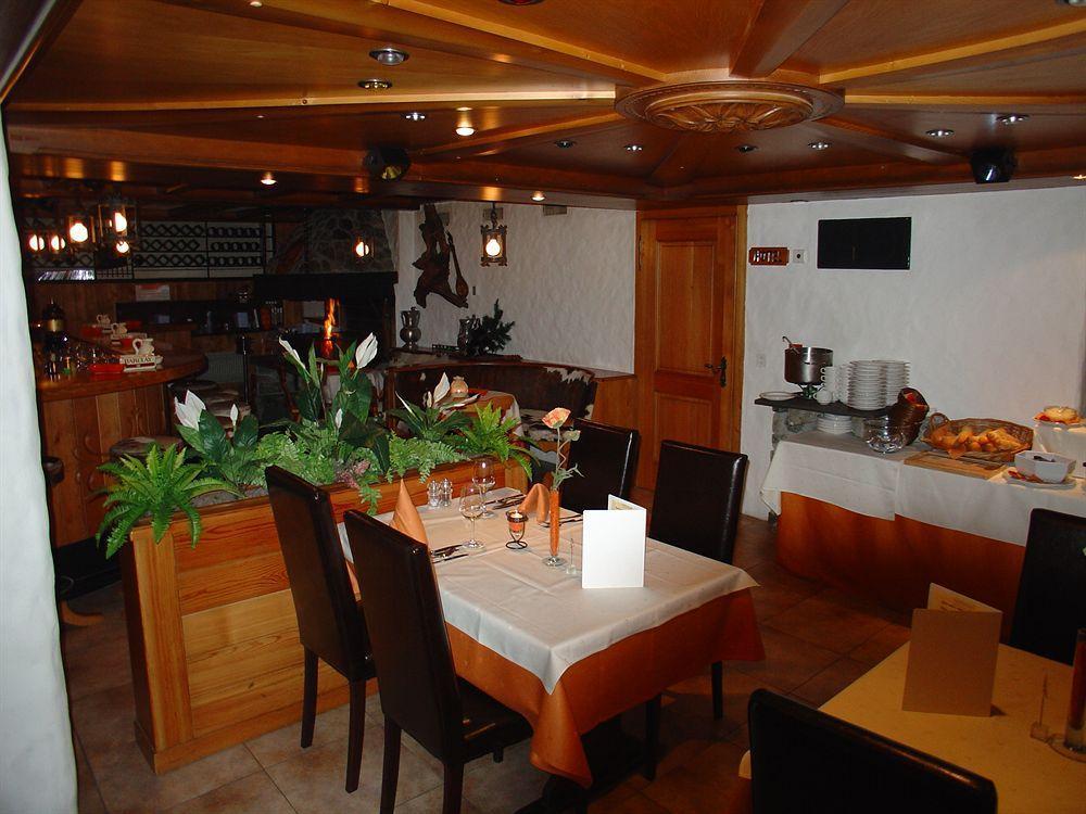 סאס פה Hotel Europa Guest House מראה חיצוני תמונה