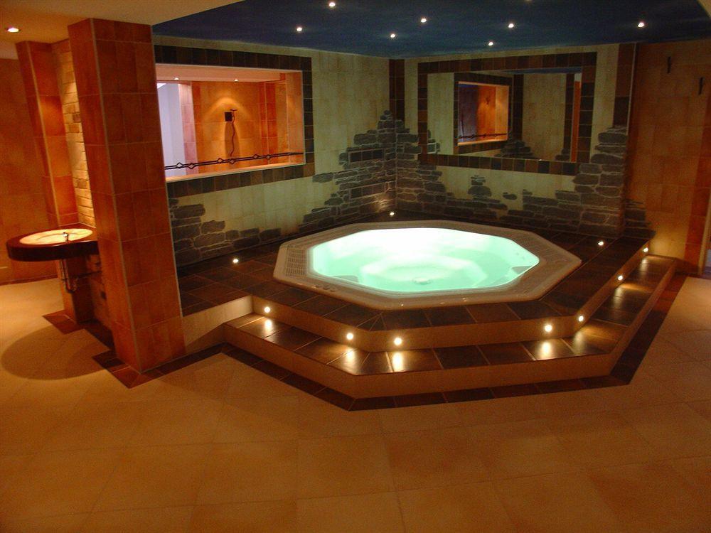 סאס פה Hotel Europa Guest House מראה חיצוני תמונה