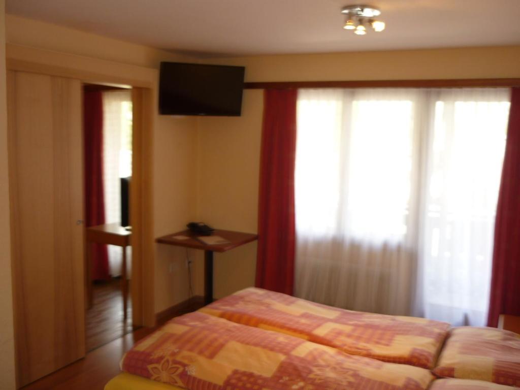 סאס פה Hotel Europa Guest House חדר תמונה