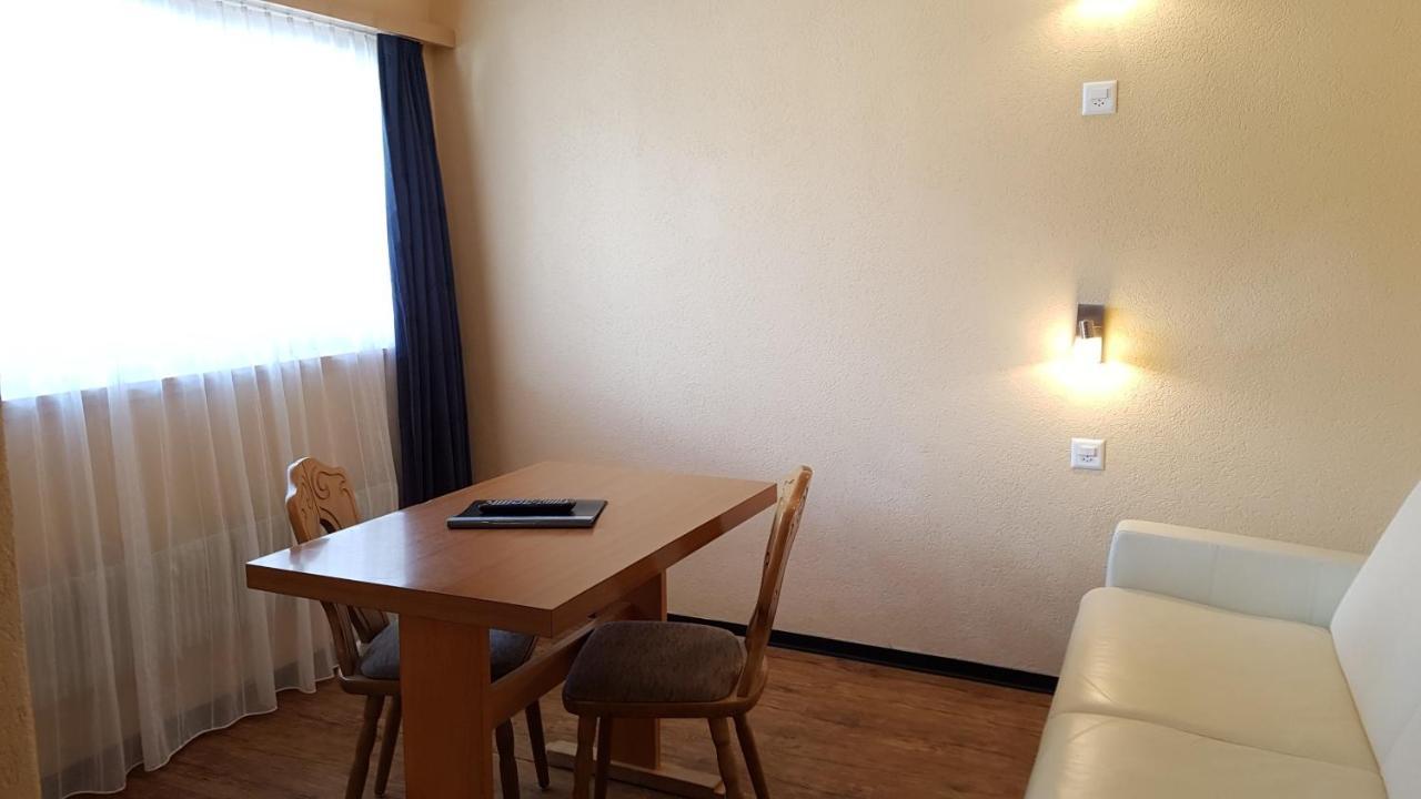 סאס פה Hotel Europa Guest House מראה חיצוני תמונה