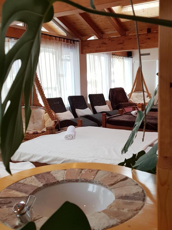 סאס פה Hotel Europa Guest House מראה חיצוני תמונה