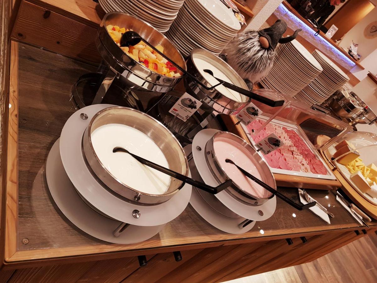 סאס פה Hotel Europa Guest House מראה חיצוני תמונה